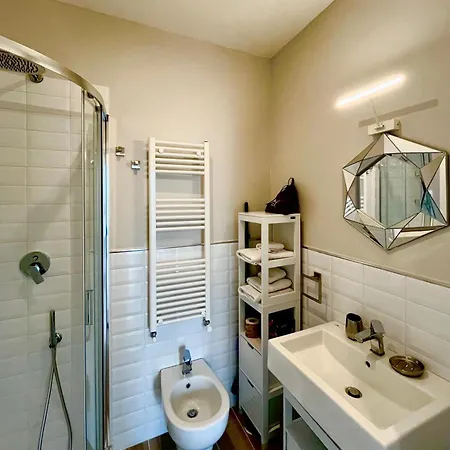 Elements 4* روما